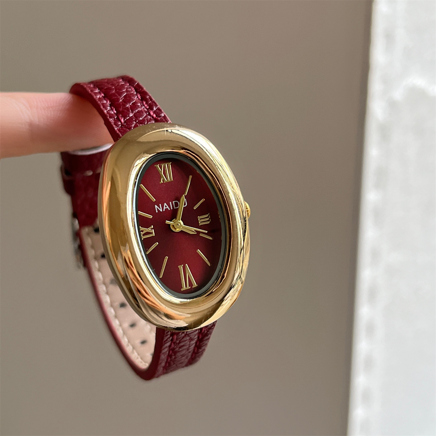 2025 New Oval Beautiful Ladies - Minimalist Thin Watch ulasan dan harga